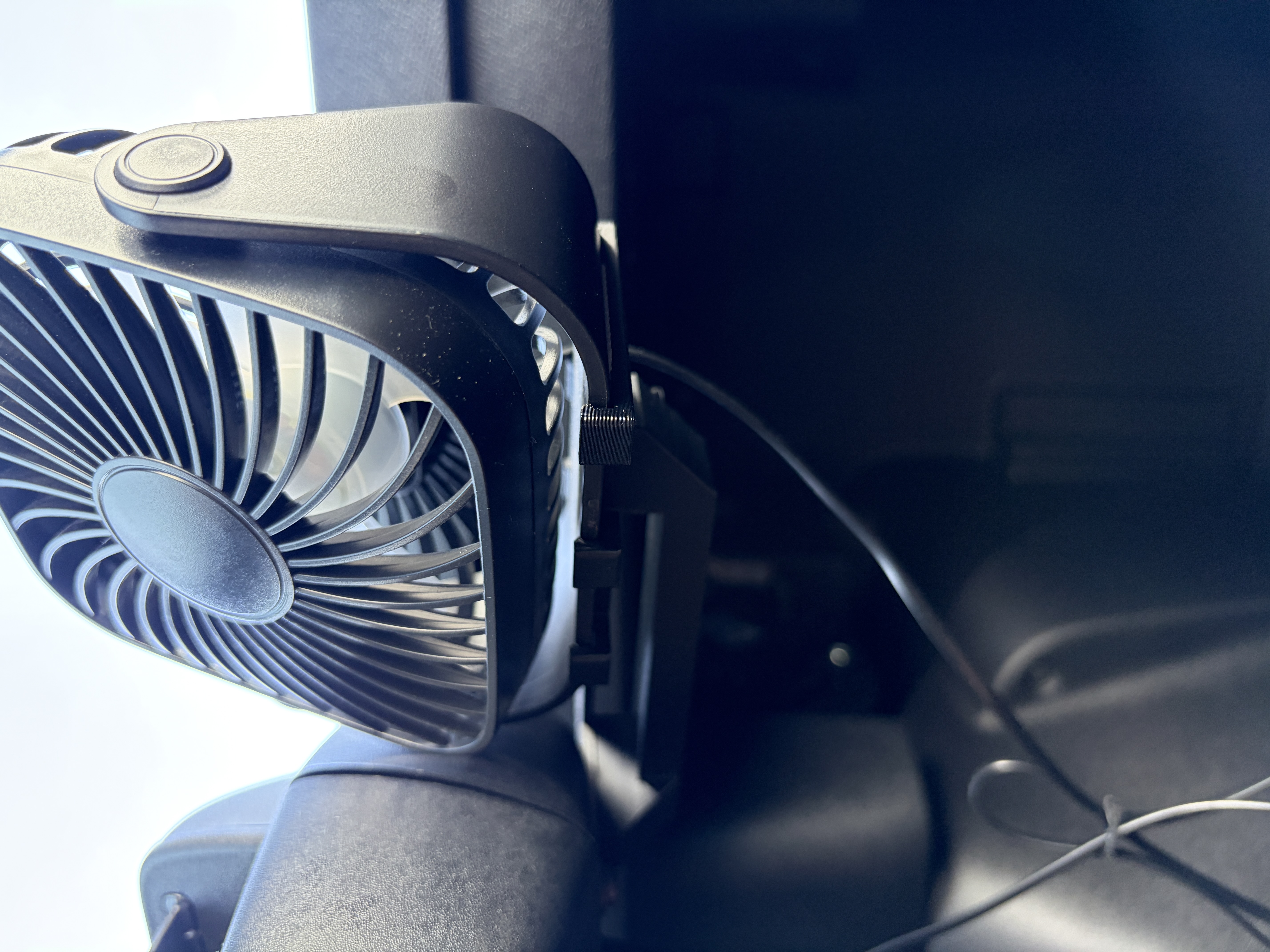 Support ventilateur Citroën Ami